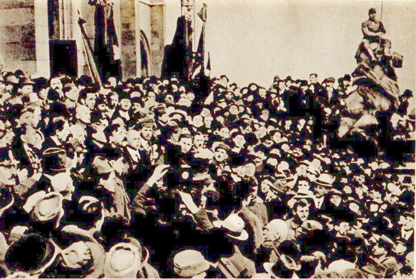 Vyhlášení Maďarské republiky rad 1919, Budapešť..png